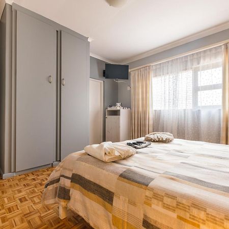 Guesthouse Fischreiher B&B Свакопмунд Экстерьер фото
