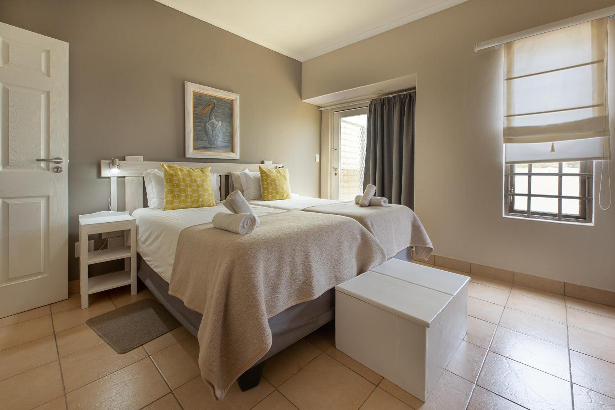 Guesthouse Fischreiher B&B Свакопмунд Экстерьер фото